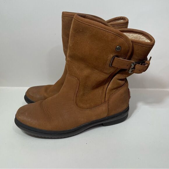 Ugg Brown Leather Sheepskin Lined Boots - Picture 3 of 9
